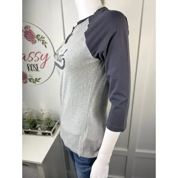 Cute NWTs Ariat Top Size S - Picture 3 of 6